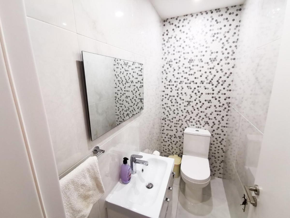 Sunny Daze Seaview Apartment Larnaka Exterior foto