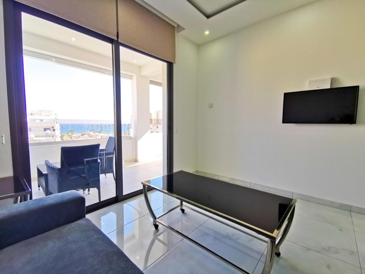 Sunny Daze Seaview Apartment Larnaka Exterior foto